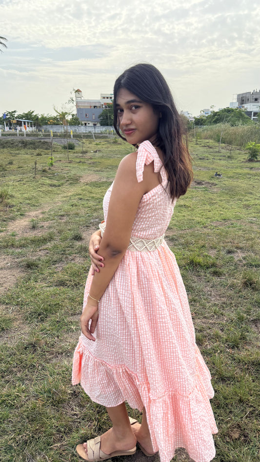 Peach ruffled midi dress
